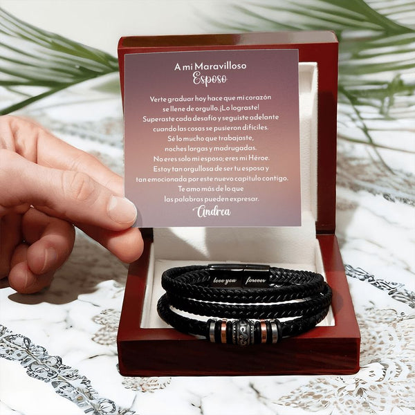 Verte graduar hoy hace que mi corazón se llene de orgullo. ¡Lo lograste!” – Pulsera de Cuero para Esposo con Tarjeta Personalizada de Graduación Jewelry/Watch 